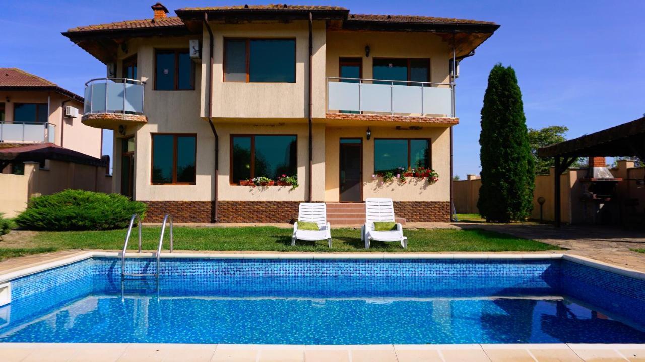 Вила Ваня - Villa Vania Bŭlgarevo エクステリア 写真